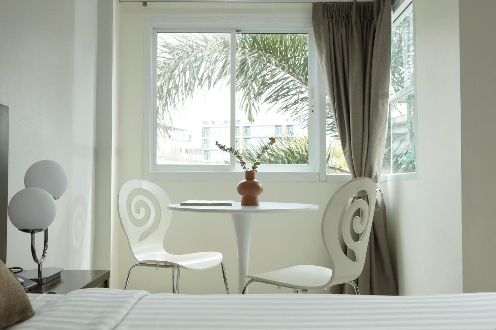 Rhienchai Place Hotel Szuratthani Kültér fotó